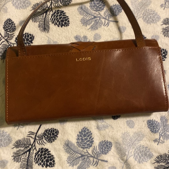 LODIS In The Details Traveller Chestnut Leather Crossbody Wallet - Picture 5 of 5